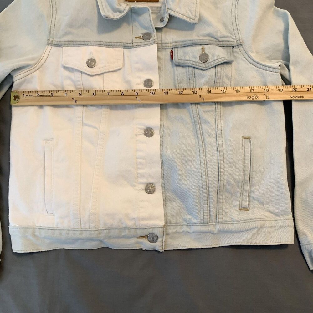 Levis Jean Trucker Jacket Woman’s Large‎ Light Blue/White Denim Button Front - Picture 6 of 9